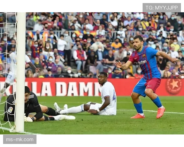 英超股东会议通过新规,下赛季起将引入半自动越位技术